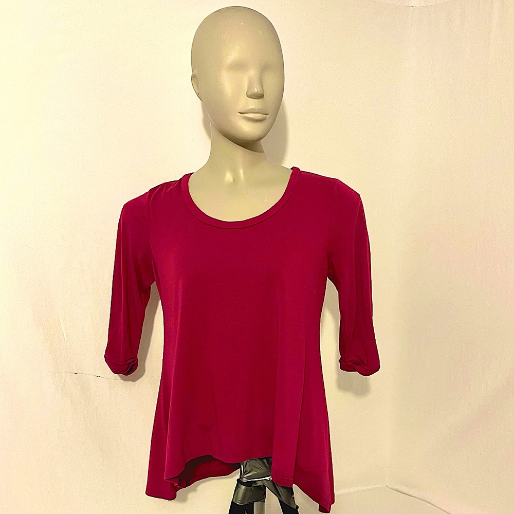 Rebellious One women’s top XS